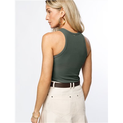 Топ из трикотажа в широкий рубчик