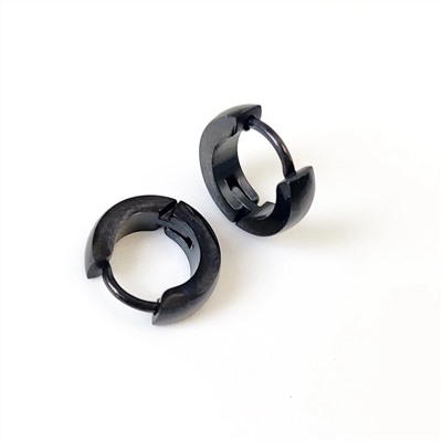 Серьги из стали