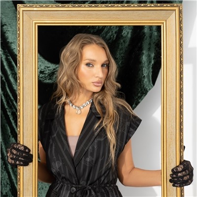 Жилет нарядный на подкладе, Слишком модно (неповторимый)