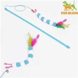 Дразнилка-удочка «Гусеница с перьями», ручка 49 см, голубая