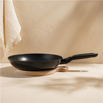 Сковорода SL Home, d=28, h=5 см, кованый алюминий, антипригарное покрытие, индукция, чёрная