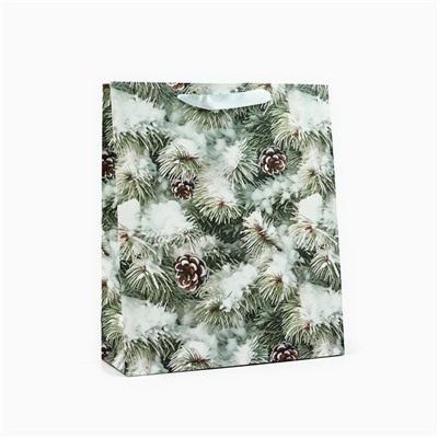 Пакет подарочный новогодний ламинированный «Зимняя ель», M 26×30×9 см