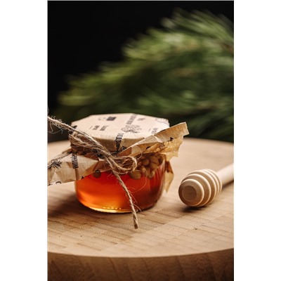 Мед с Кедровым орехом / 130 гр / стеклобанка / Сладкий аромат