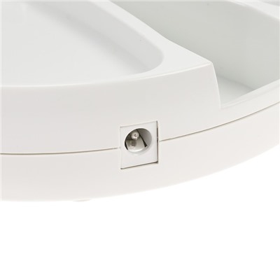 УЦЕНКА Зеркало Luazon KZ-09, подсветка, настольное, 30×16×16 см, увеличение × 10, USB