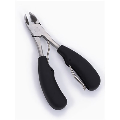 Кусачки педикюрные, с колпачком, с прорезиненными ручками, изогнутое лезвие, 12.5 см, длина лезвия-15 мм, чёрные, серебристые