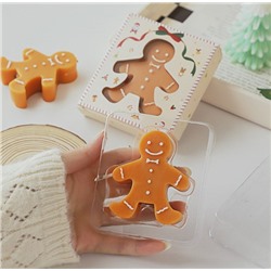 Свеча ароматическая Пряничный Человечек с ароматом печенья в коробке