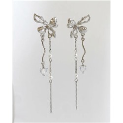 Стильные серьги