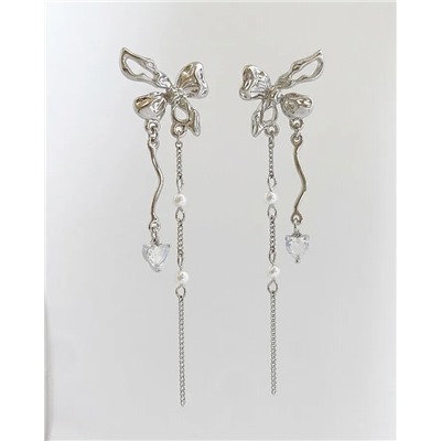 Стильные серьги