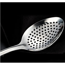 Шумовка ложка металлическая для снятия пены.