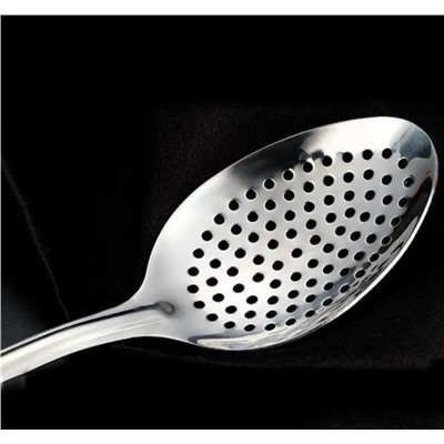 Шумовка ложка металлическая для снятия пены.