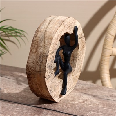 Сувенир «Девушка», 19×7.5×18.5 см, полимерная смола, манговое дерево