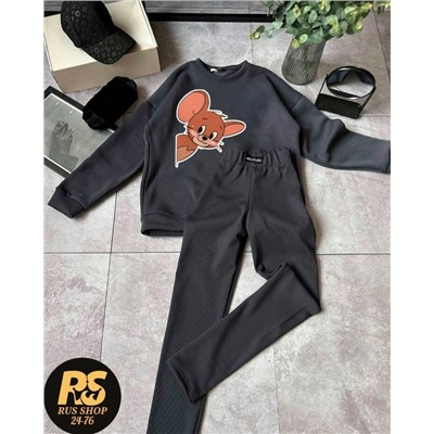 Спортивный костюм #23117495