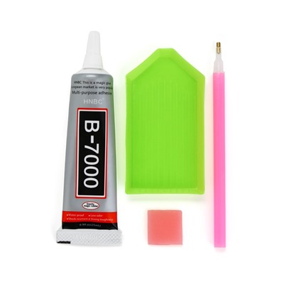 Алмазная мозаика на фигурке с полным заполнением «Медведь с сердечками»