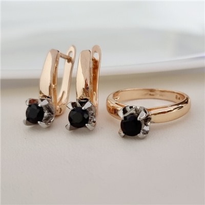 Комплект ювелирной бижутерии коллекция "Дубай" серьги и кольцо 20 р, покрытие позолота, вставка: фианиты, цвет: черный, арт.313.204-20