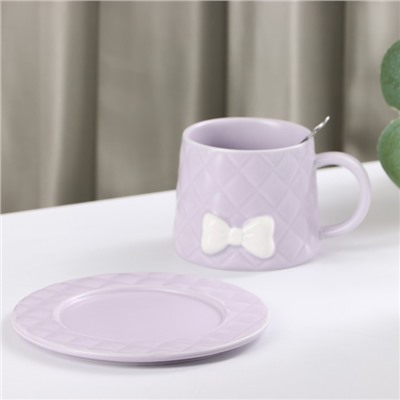 Чайная пара керамическая с ложкой «Бантик», 2 предмета: кружка 350 мл, блюдце d=15 см, цвет сиреневый