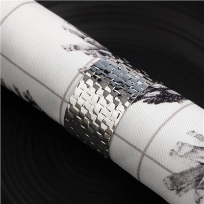 Набор салфеток сервировочных на стол «Этель» Christmas, 4 шт., белые, с декоративными кольцами, 45×45 см