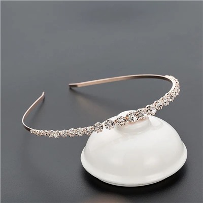 Ободок для волос с кристаллами