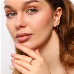 Комплект ювелирной бижутерии Дубайское золото в форме дорожки серьги и кольцо 17 р, покрытие позолота, вставка: фианиты, цвет: фиолетовый, арт.213.654-17