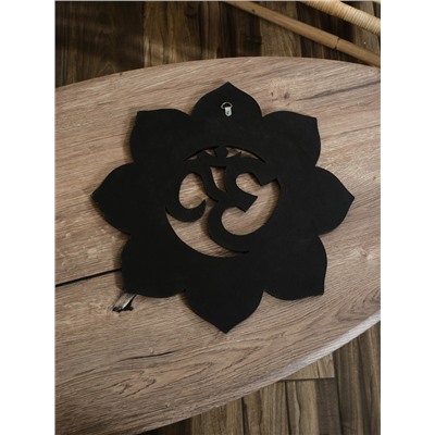 Панно резное «ОМ», 40×40×0.6 см, золотое основание