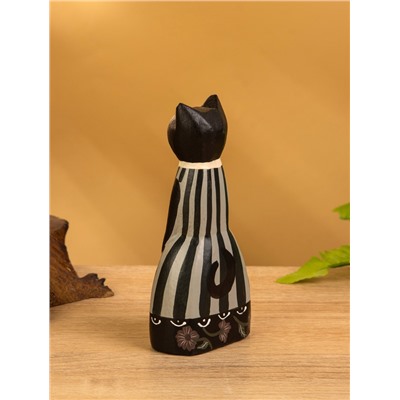 Сувенир «Чёрная кошка в зелёном платье», 6×4×13 см, дерево