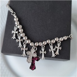 Чокер в готическом стиле с подвесками крест, цвет: серебристый, вставка: стразы, арт.001.803