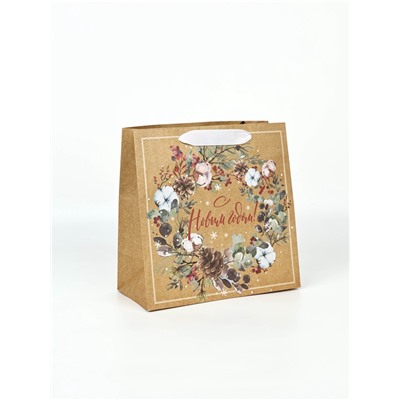 Набор пакетов подарочных новогодних «Верь в чудеса», 3 шт., 14×14×9 см, 22×22×11 см, 30×30×12 см