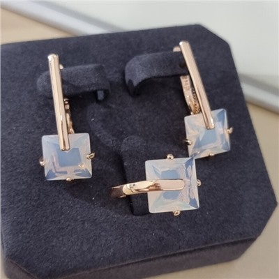 Комплект ювелирной бижутерии коллекция "Дубай" серьги и кольцо 17 р, покрытие позолота, вставка: стекло, цвет: перламутровый голубой, арт.414.175-17