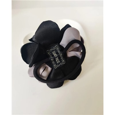 Цветок на резинке