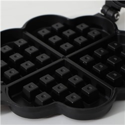 Сковорода вафельница Доляна «Венские вафли», d=14 см, пластиковая ручка, чёрная