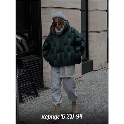 курточка с 3D дизайном