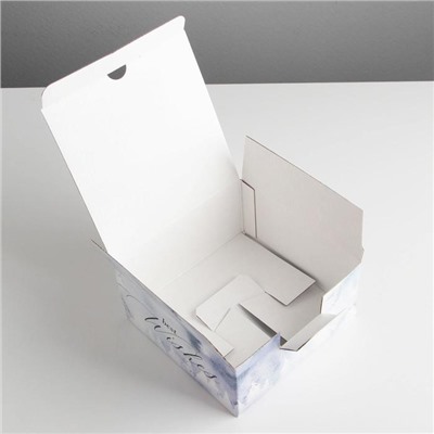 Коробка подарочная новогодняя складная Best wishes, 15×15×7 см, Новый год