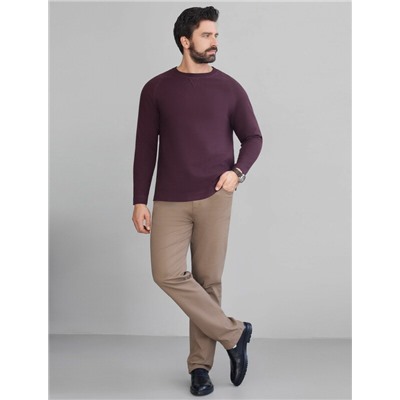 Джемпер базовый из мягкого фактурного трикотажа с круглым воротом