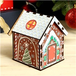 Чайный домик новогодний «Пряничный домик», 10.5×9.5×12 см