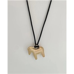 Подвеска на шнурке