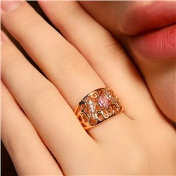 Кольцо широкое 17 р ювелирная бижутерия Дубайское золото покрытие позолота, вставка: фианиты, цвет: розовый, Уценка, арт.08.3432 (314.627-17 )