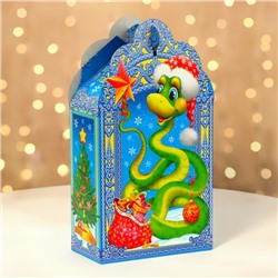 Подарочная коробка новогодняя Фигурная малая «Визит» 11.1×5.8×20.5 см