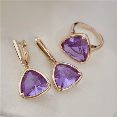Комплект серьги и кольцо с камнем сиреневого цвета, покрытие позолота, коллекция Дубайское золото, арт.215.652-17