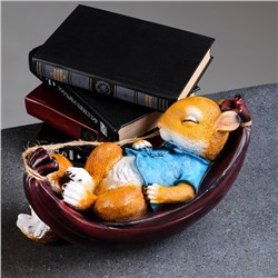 Садовая фигура из полистоуна «Белка в гамаке», подвесная, 29×13×17 см