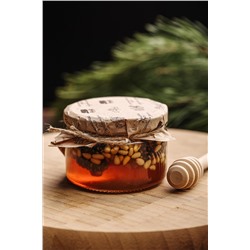 Сосновая шишка в меду с Кедровым орехом / 130 гр / стеклобанка / Сладкий аромат