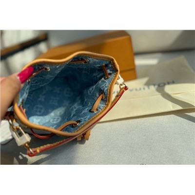 Джинсы #23057600