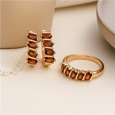 Комплект ювелирной бижутерии коллекция "Дубай" серьги и кольцо 19 р, покрытие позолота, вставка: фианиты, цвет: красно-оранжевый, арт.414.221-19