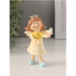 Фигурка полистоун «Принцесса-ангел в жёлтом платье с голубкой в руке», 7×4×10 см