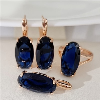 Комплект ювелирной бижутерии коллекция "Дубай" серьги, кулон и кольцо 20 р, покрытие позолота, вставка: фианит, цвет: суровый синий, арт.314.906-20