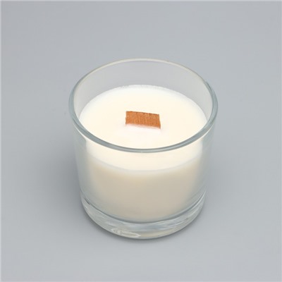 Ароматическая свеча в стакане с деревянным фитилем «Лесная малина», из соевого воска, 65 г