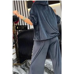 Спортивный костюм #23043323