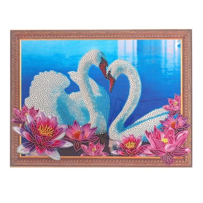 Алмазная мозаика с частичным заполнением и форменными стразами на раме «Лебедь», 30×40 см