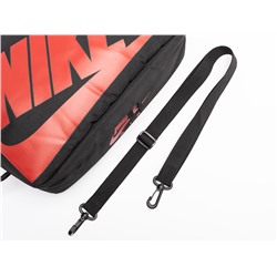 Наплечная сумка Nike