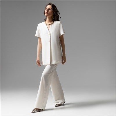 Брючный костюм, На шаг впереди моды