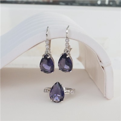 Комплект ювелирной бижутерии коллекция серьги и кольцо 17 р, покрытие: посеребрение, вставка: фианиты, цвет: фиолетовый, арт.213.800-17