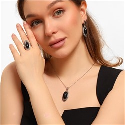 Крупный комплект ювелирной бижутерии серьги, кулон и кольцо 18 р, покрытие: посеребрение, вставка: фианиты и черный искусственный камень, арт.314.116-18